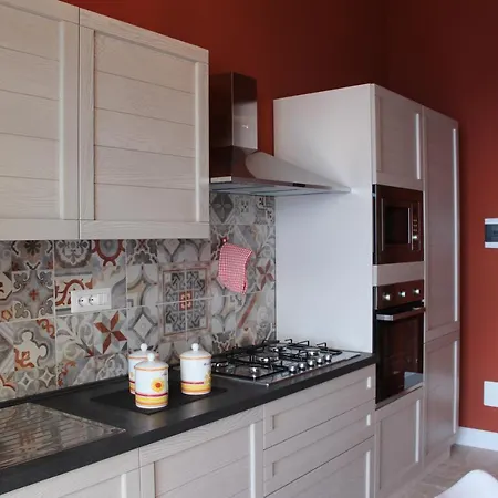 招待所 Ellysblue 3*