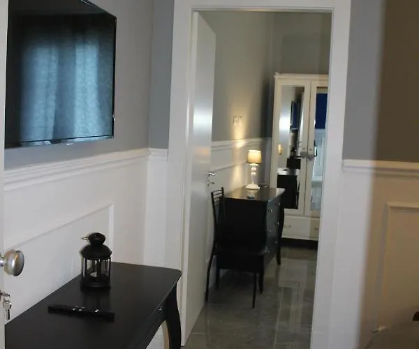 Guest house Ellysblue 3*