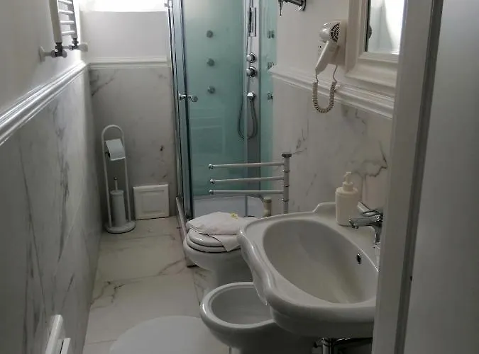 Casa de hóspedes Ellysblue 3*